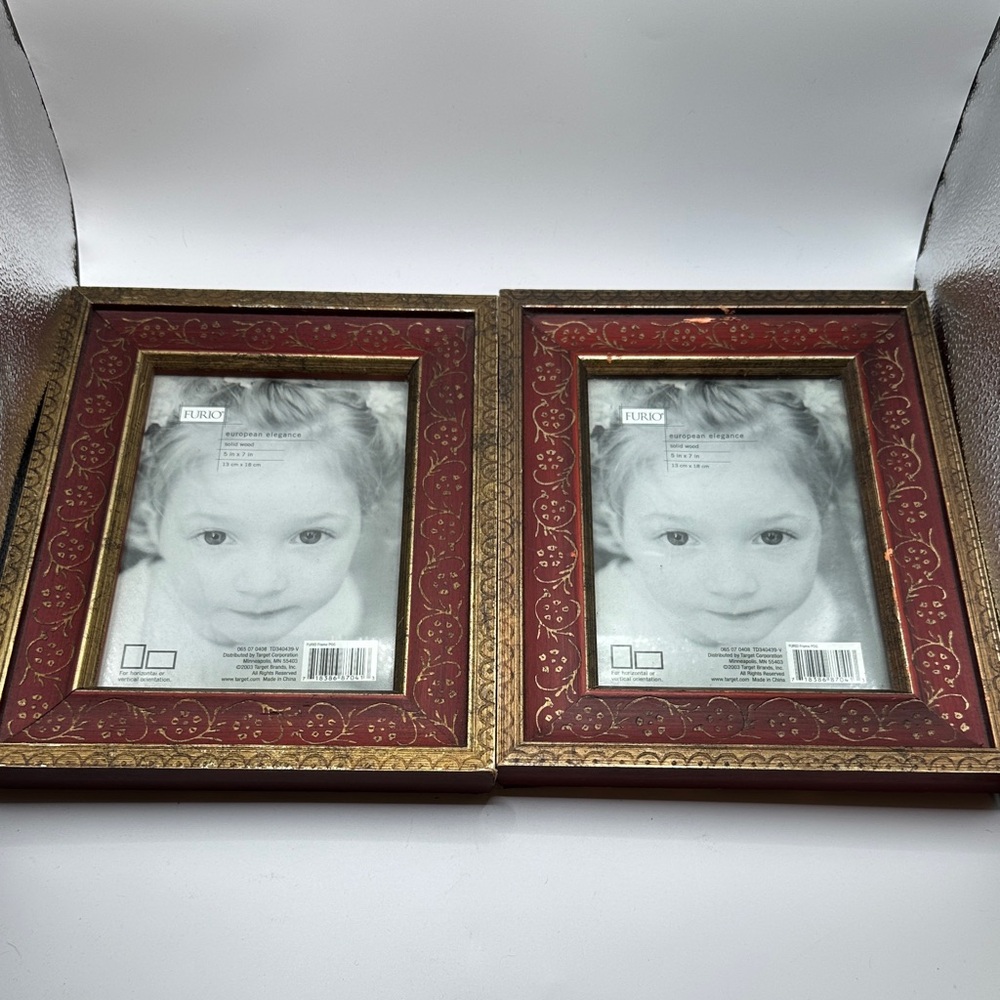 Furio Home picture frames, "European Elegance" collection set of 2 Red & Gold